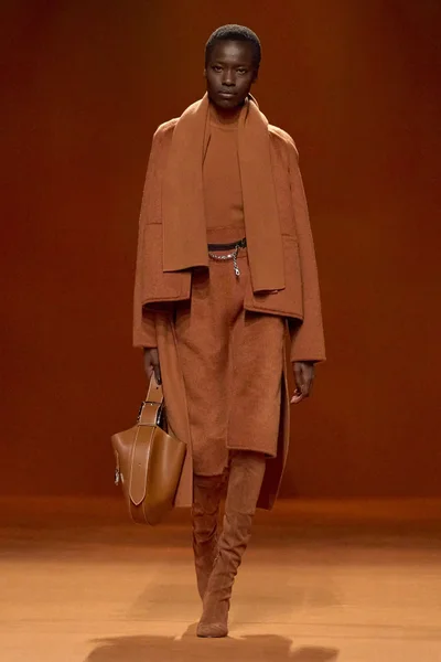 Look 21